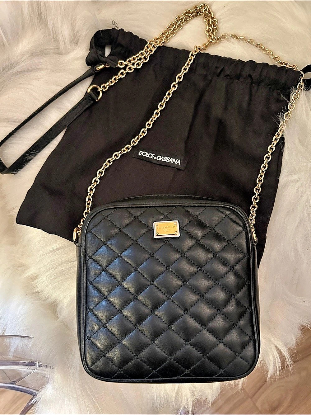 Dolce & Gabbana DG Logo Quilted Camera Bag Black